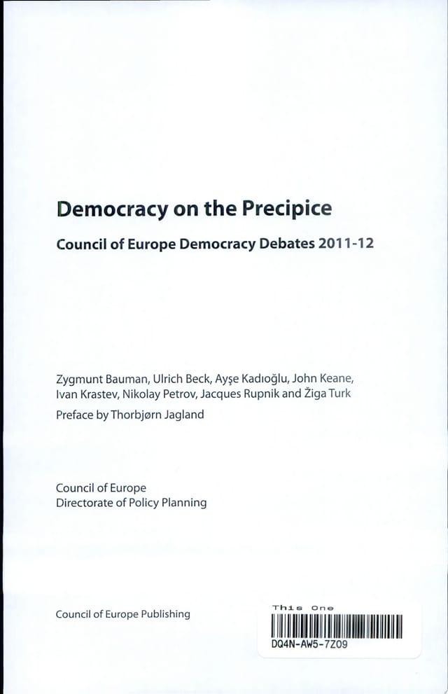 Democracy on the Precipice Council of Europe Democracy Debates 2011-12
